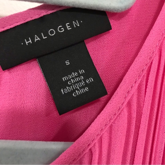Halogen Pink Azalea Sleeveless Pleated Georgette Top - Picture 6 of 8